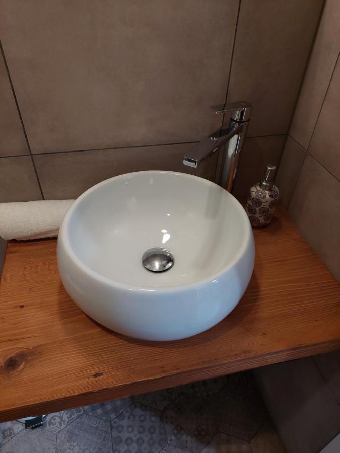 Aux Trois Soleils Bed & Breakfast Chexbres Exterior foto