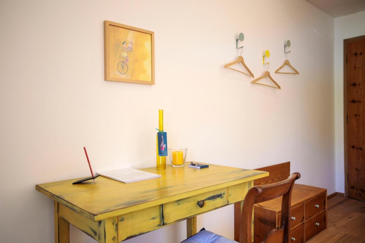Aux Trois Soleils Bed & Breakfast Chexbres Exterior foto